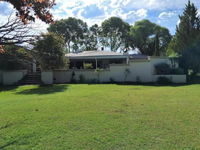 House for sale in Queenstown, Eastern Cape