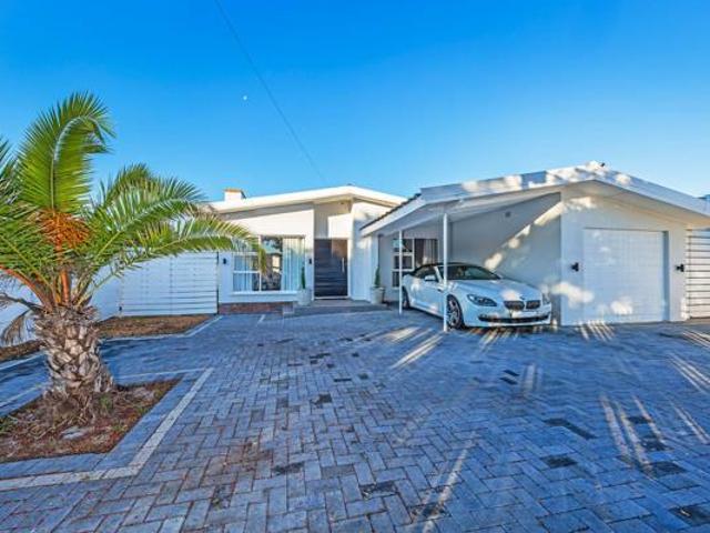 House for sale in Cape Town, Western Cape