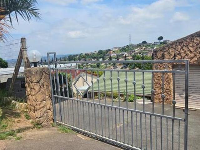 House for sale in Mount Moreland, Kwazulu-natal