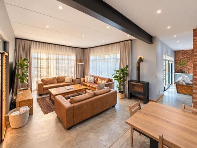 House for sale in Potchefstroom, Tlokwe Local Municipality
