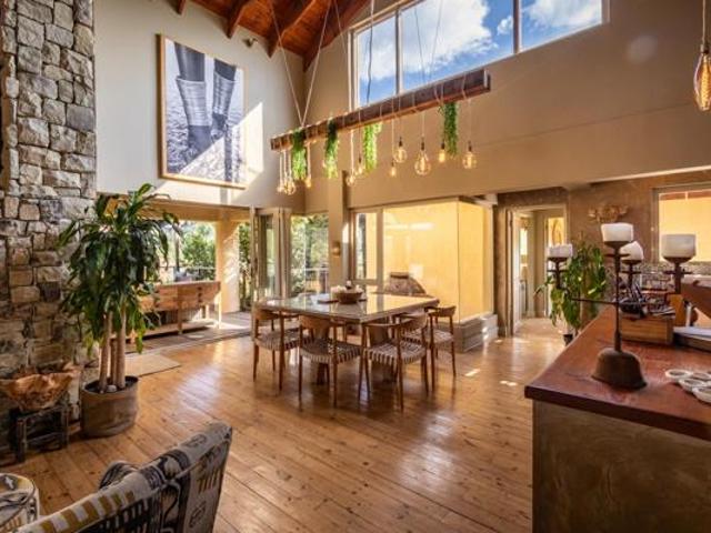 House for sale in Drakensberg, Kwazulu-natal