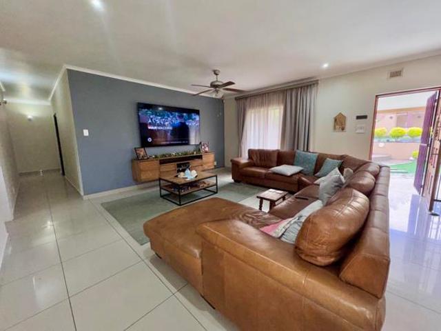 House for sale in Ugu District Municipality, Kwazulu-natal