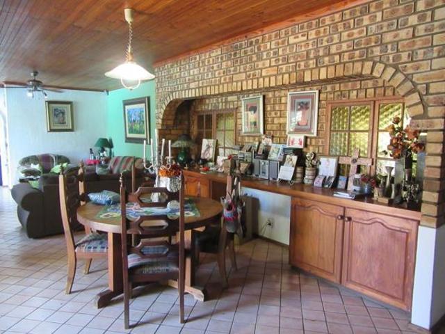 House for sale in Ugu District Municipality, Kwazulu-natal