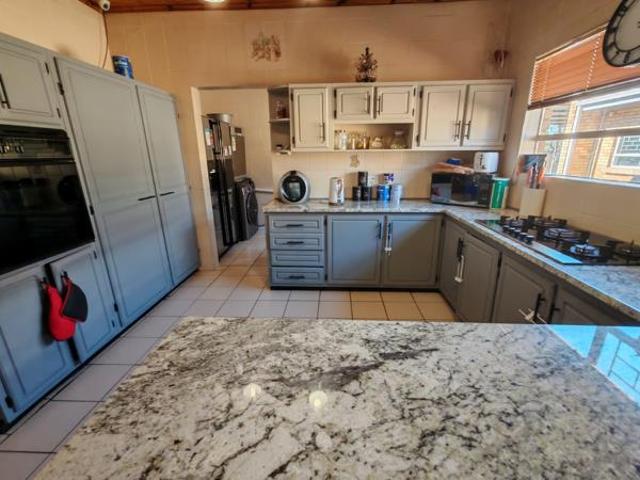 House for sale in Sasolburg, Metsimaholo Local Municipality