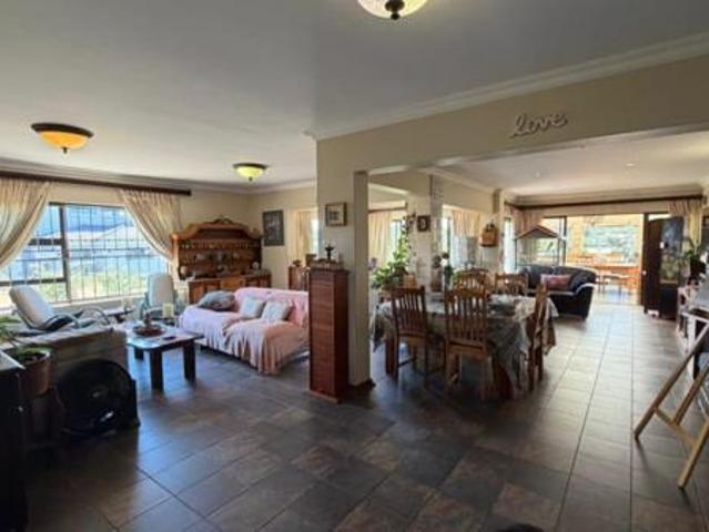 House for sale in Oranjeville, Free State