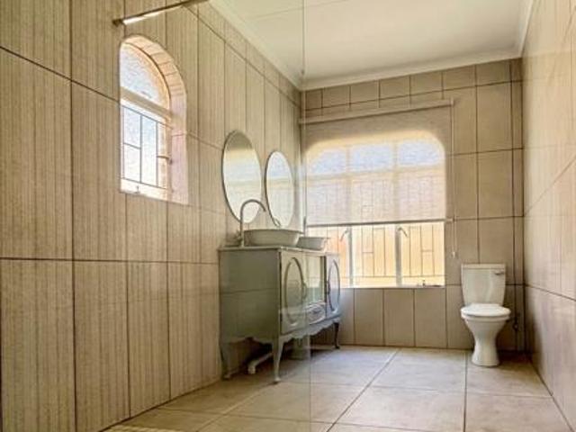 House for sale in Oranjeville, Free State