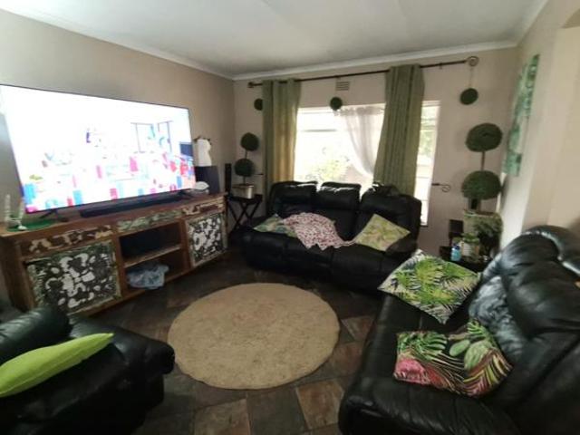 House for sale in Oranjeville, Free State