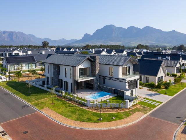 House for sale in Onverwacht, Western Cape
