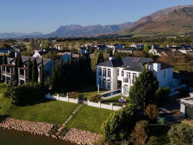 House for sale in Onverwacht, Western Cape