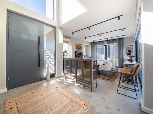 House for rent in Durbanville, Western Cape