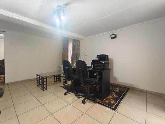 House for sale in Vanderbijlpark, Emfuleni Local Municipality