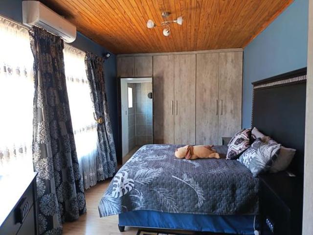 House for sale in Vanderbijlpark, Emfuleni Local Municipality