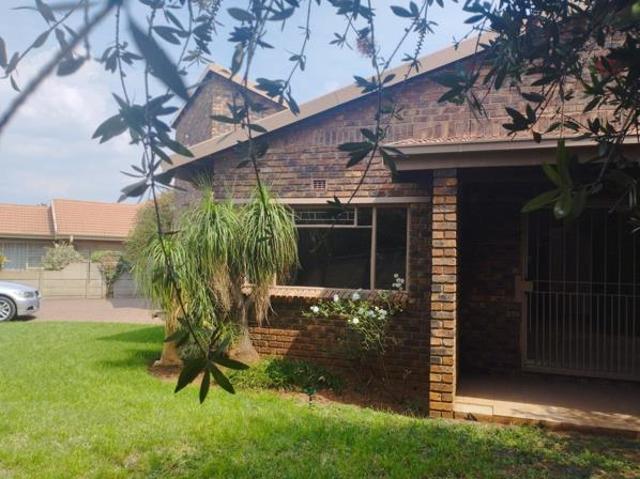House for sale in Vanderbijlpark, Emfuleni Local Municipality