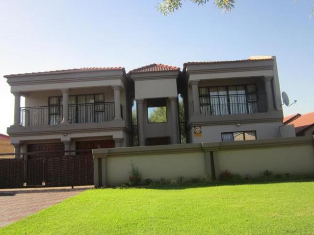House for sale in Vanderbijlpark, Emfuleni Local Municipality