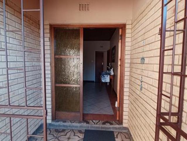 House for sale in Vanderbijlpark, Emfuleni Local Municipality