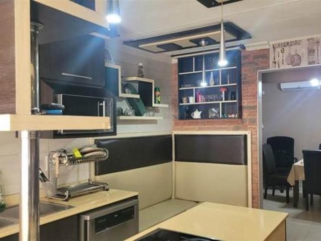 House for sale in Mount Moreland, Kwazulu-natal