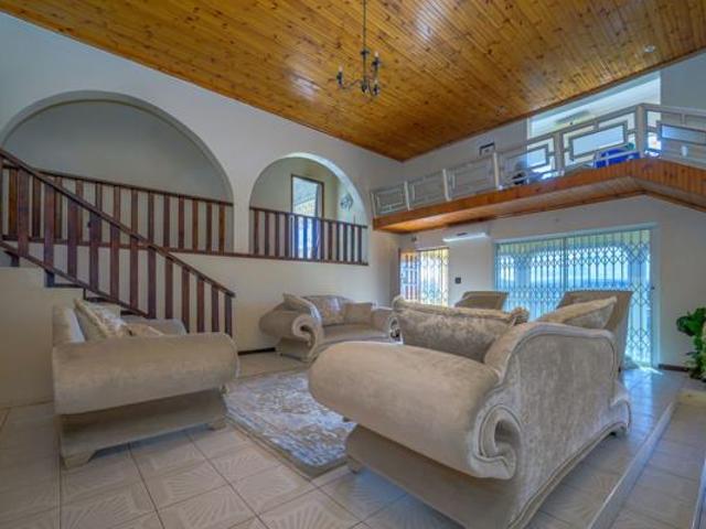 House for sale in Mount Moreland, Kwazulu-natal