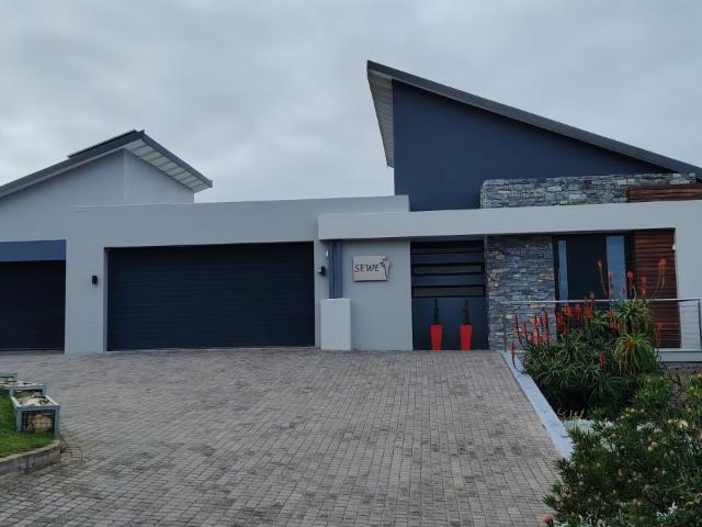 House for sale in Groot Brak Rivier, Western Cape