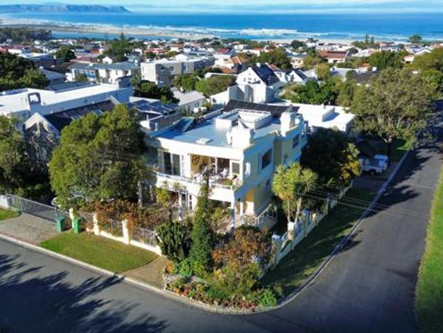 House for sale in Western Cape