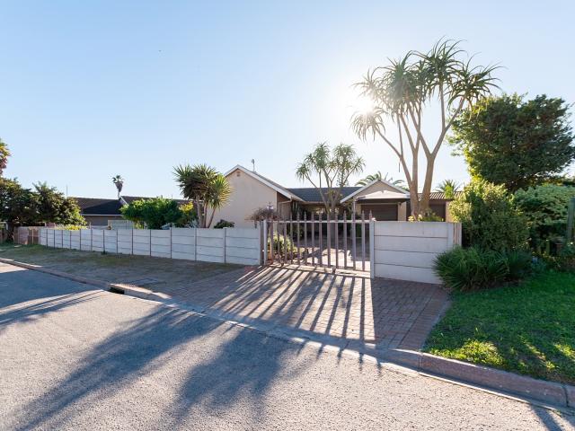House for sale in West Coast, Britannia Bay