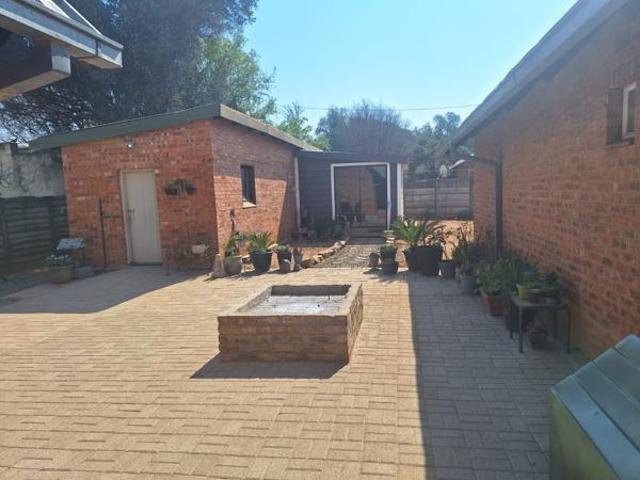 House for sale in Dr Ruth Segomotsi Mompati District Municipality, North West