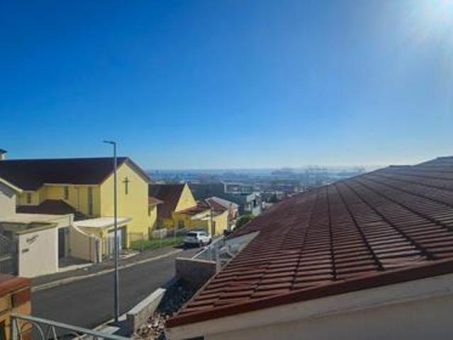 House for sale in Cape Town, Western Cape