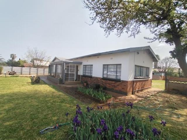 House for sale in Frances Baard, Northern Cape