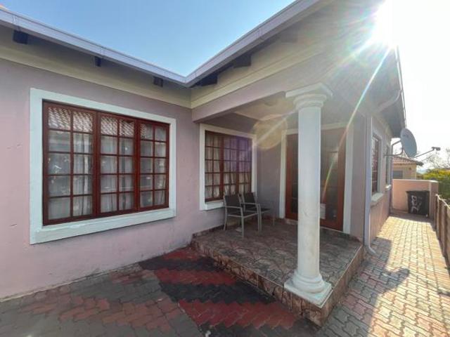 House for rent in Vosloorus, Gauteng