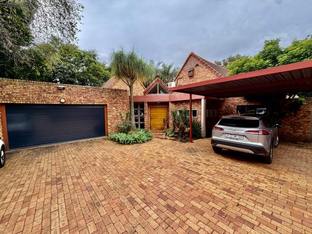 House for rent in Waterkloof, Gauteng