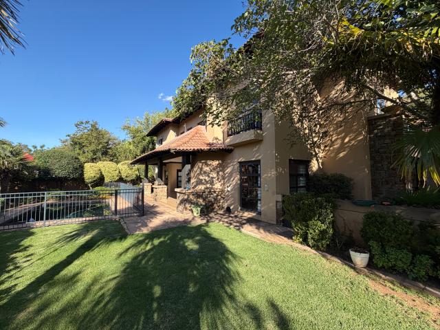 House for rent in Waterkloof, Gauteng