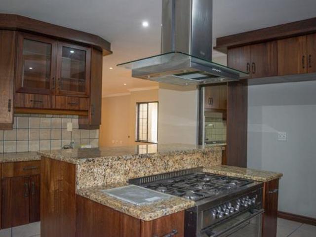 House for rent in Waterkloof, Gauteng