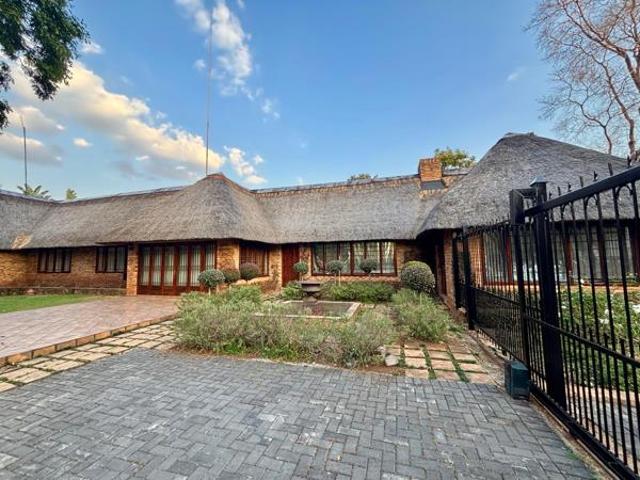 House for rent in Waterkloof, Gauteng
