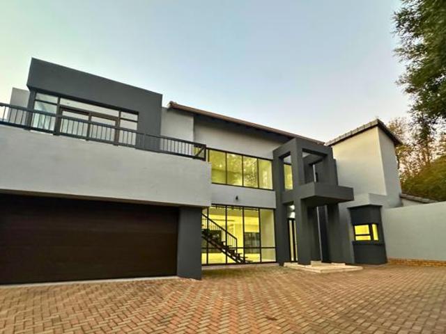 House for rent in Waterkloof, Gauteng