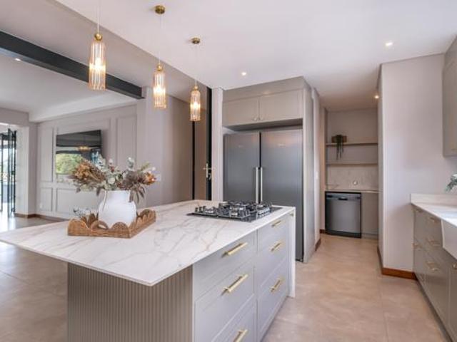 House for rent in Waterkloof, Gauteng