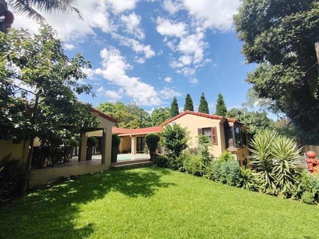 House for rent in Waterkloof, Gauteng