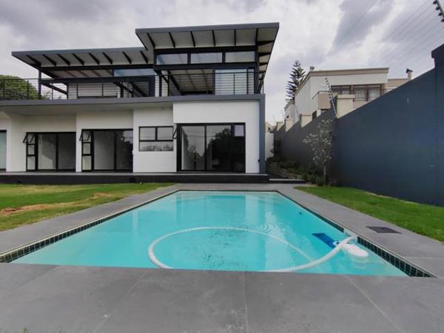 House for rent in Waterkloof, Gauteng