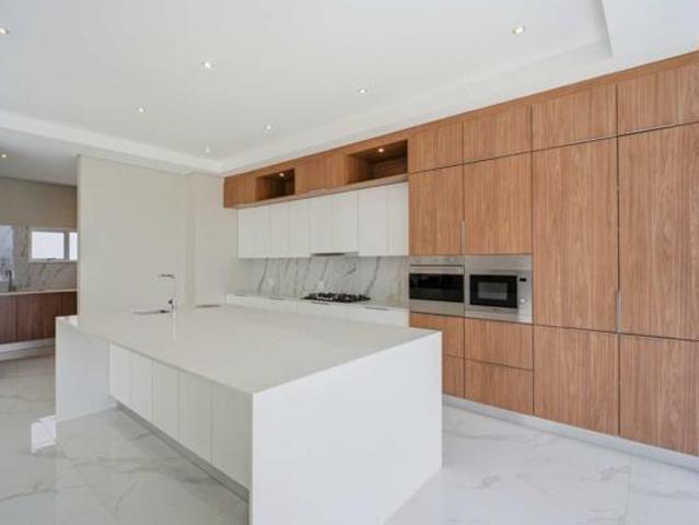 House for rent in Waterkloof, Gauteng