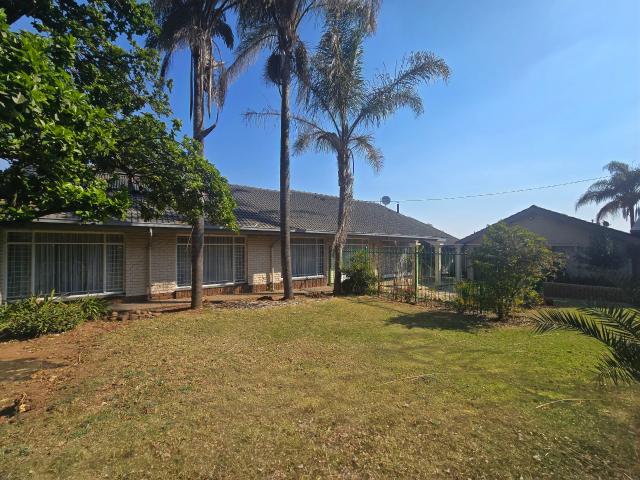 House for rent in Waterkloof, Gauteng