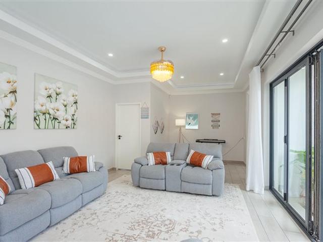 House for sale in Waterkloof, Gauteng