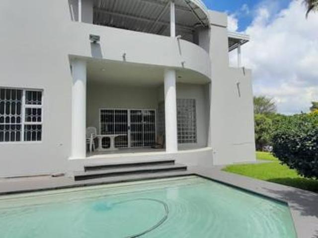 House for rent in Waterkloof, Gauteng
