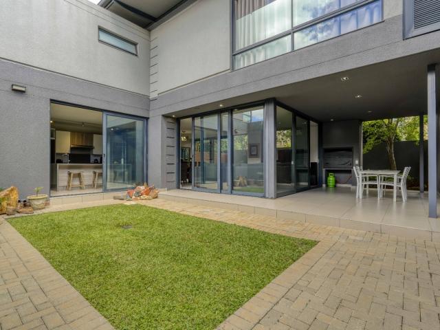 House for sale in Waterkloof, Gauteng