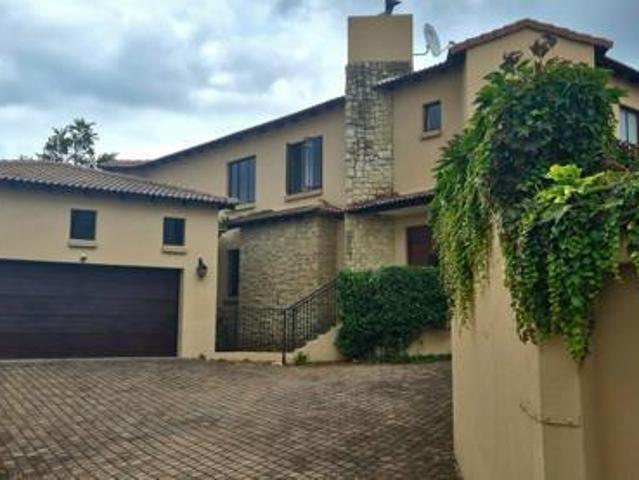 House for rent in Waterkloof, Gauteng