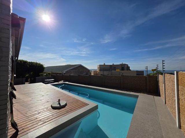House for sale in Cape St Francis, Eastern Cape