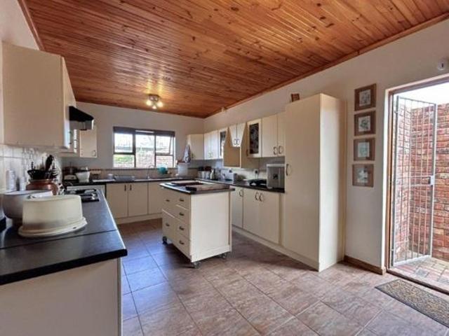 House for sale in Cape St Francis, Eastern Cape