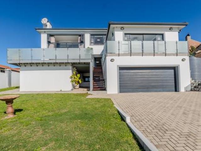 House for sale in Cape St Francis, Eastern Cape