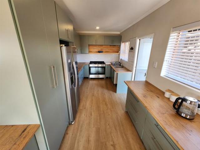 House for sale in Cape St Francis, Eastern Cape