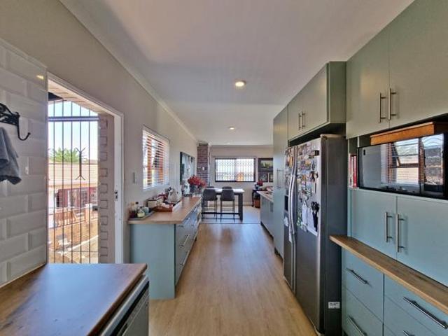 House for sale in Cape St Francis, Eastern Cape