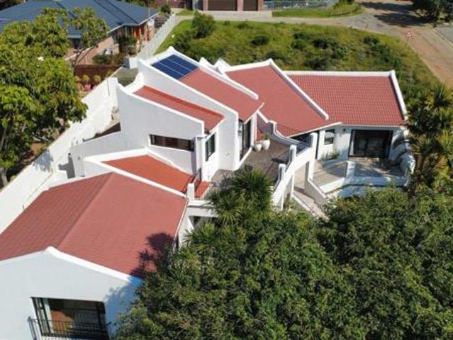 House for sale in Cape St Francis, Eastern Cape