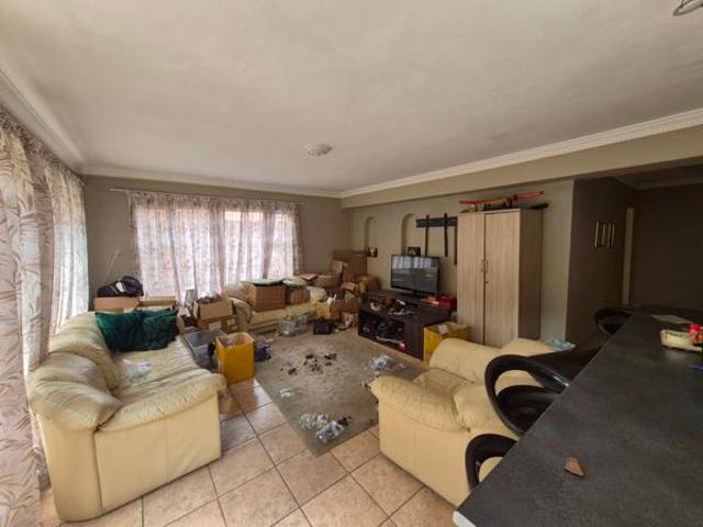 House for rent in Waterkloof, Gauteng
