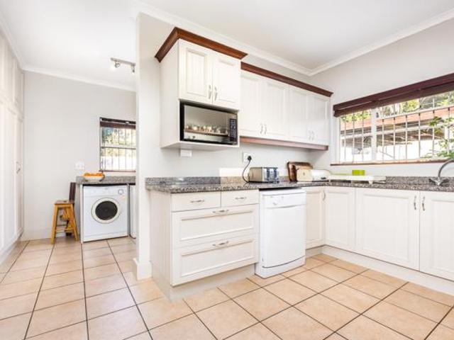 House for sale in Cape Town, Western Cape